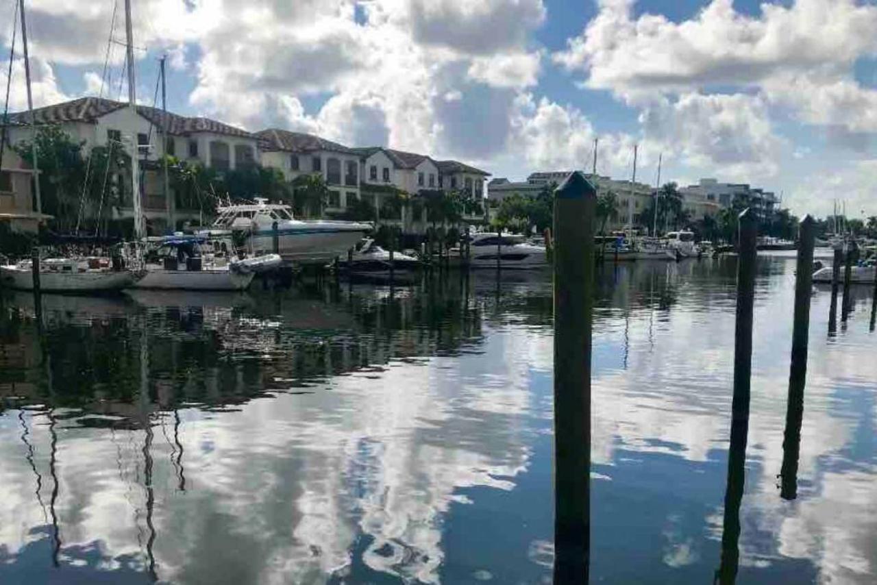 Efficiency 2 On Water Las Olas, Beach And Free Kayaks Fort Lauderdale Bagian luar foto